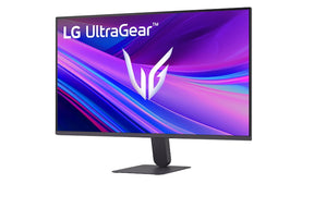LG 24G411U-B Monitor előlnézetben talpon, enyhén balra fordítva. A kijelzőn kékes lila absztrakt ábra és ultragear logó.