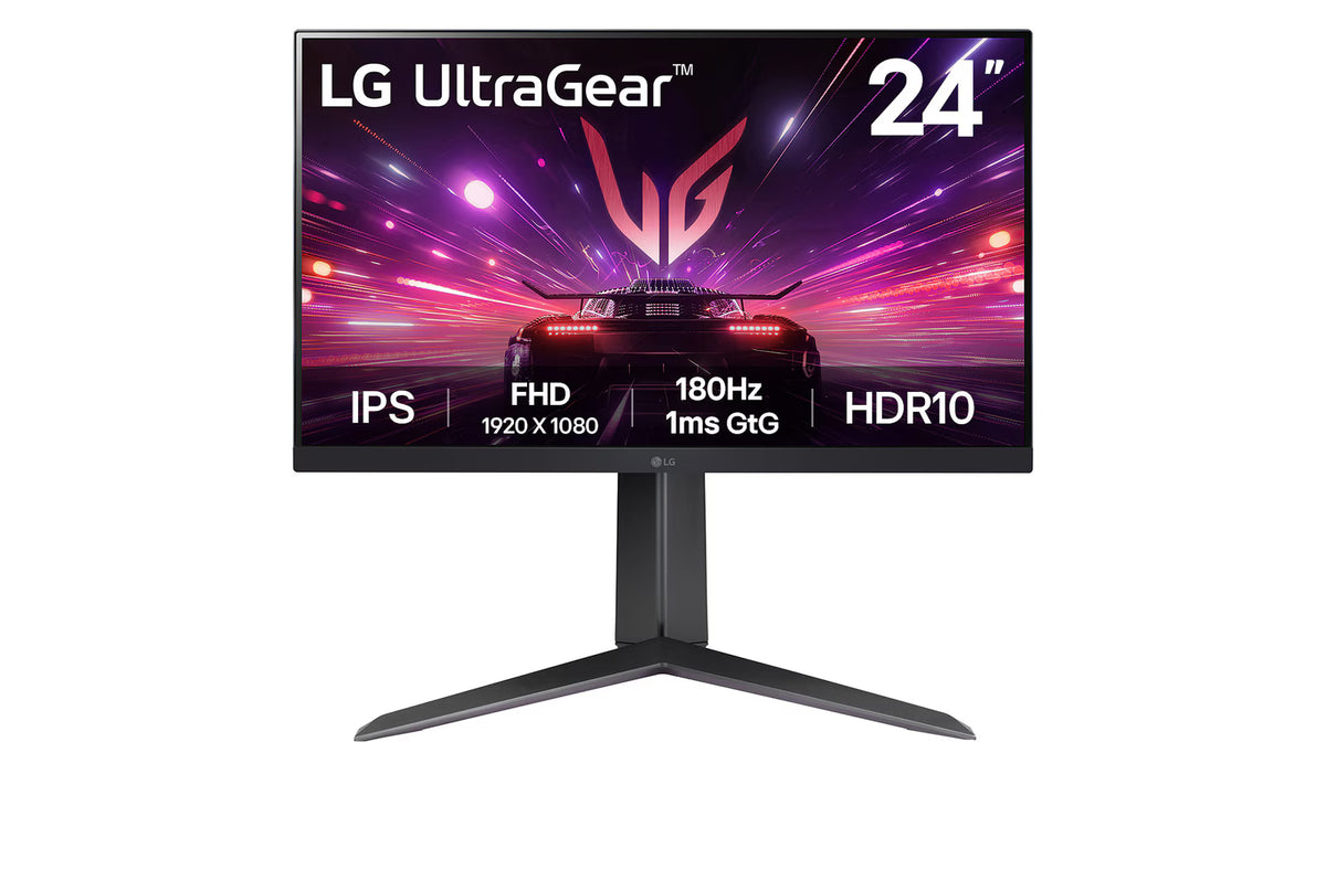 LG 24GS65F Monitor előlnézetben talpon. A kijelzőn sport autó száguld lg ultragear logó alatt.