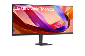 LG 29U511A-B Monitor előlnézetben talpon, enyhén jobbra fordítva. A kijelzőn lg ultrawide logó.