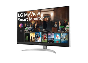 LG 32SQ700S Smart Monitor előlnézetben enyhén balra fordítva, talpon. A kijelzőn lg my view logó és netflix applikáció.