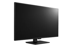 LG 43BN70U-B 4K IPS Monitor előlnézetben jobbra fordítva, talpra szerelve.