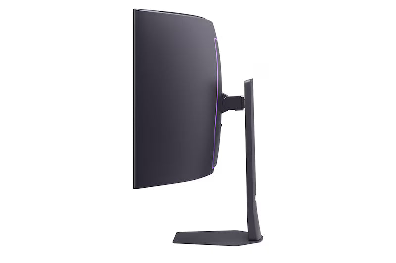 LG 45GX950A-B monitor oldalnézetben talpon.