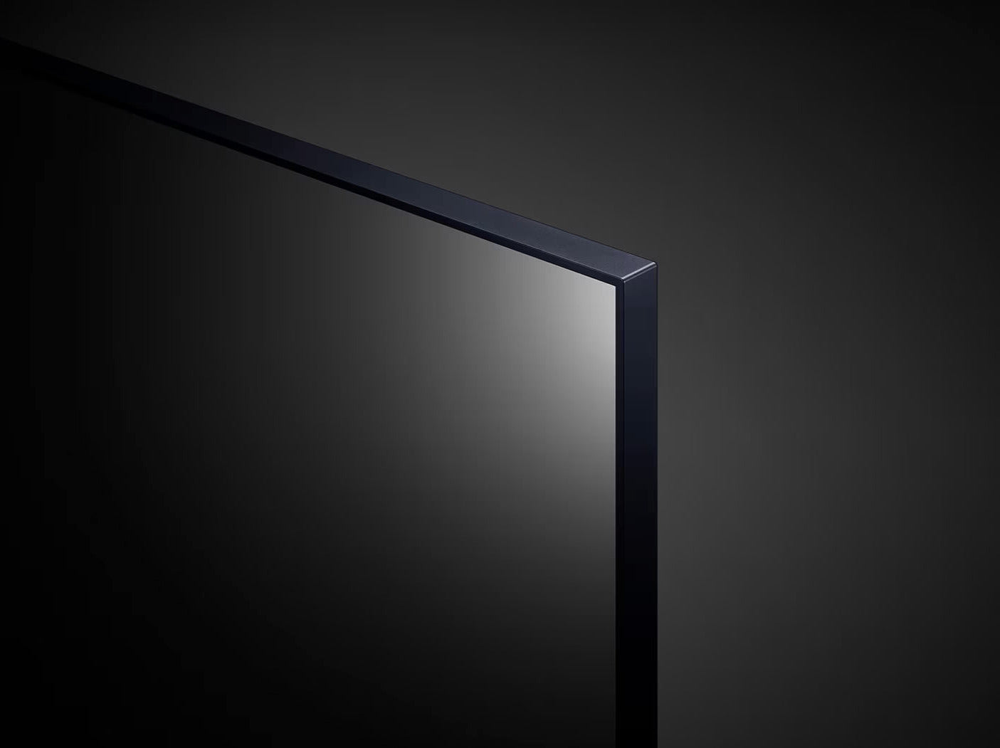 LG 65UQ8100 4K Smart TV jobb felső keretre közelítve.