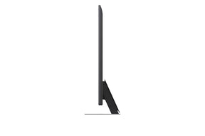LG 55QNED87A televízió oldalnézetben, talpon.