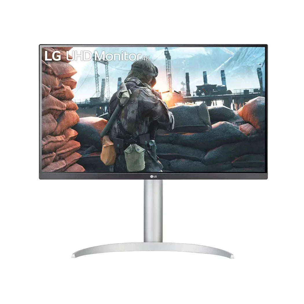 LG 27" 4K UHD IPS Paneles Monitor, előlnézet háborús fps játék akciójelenet, 27UP650-W